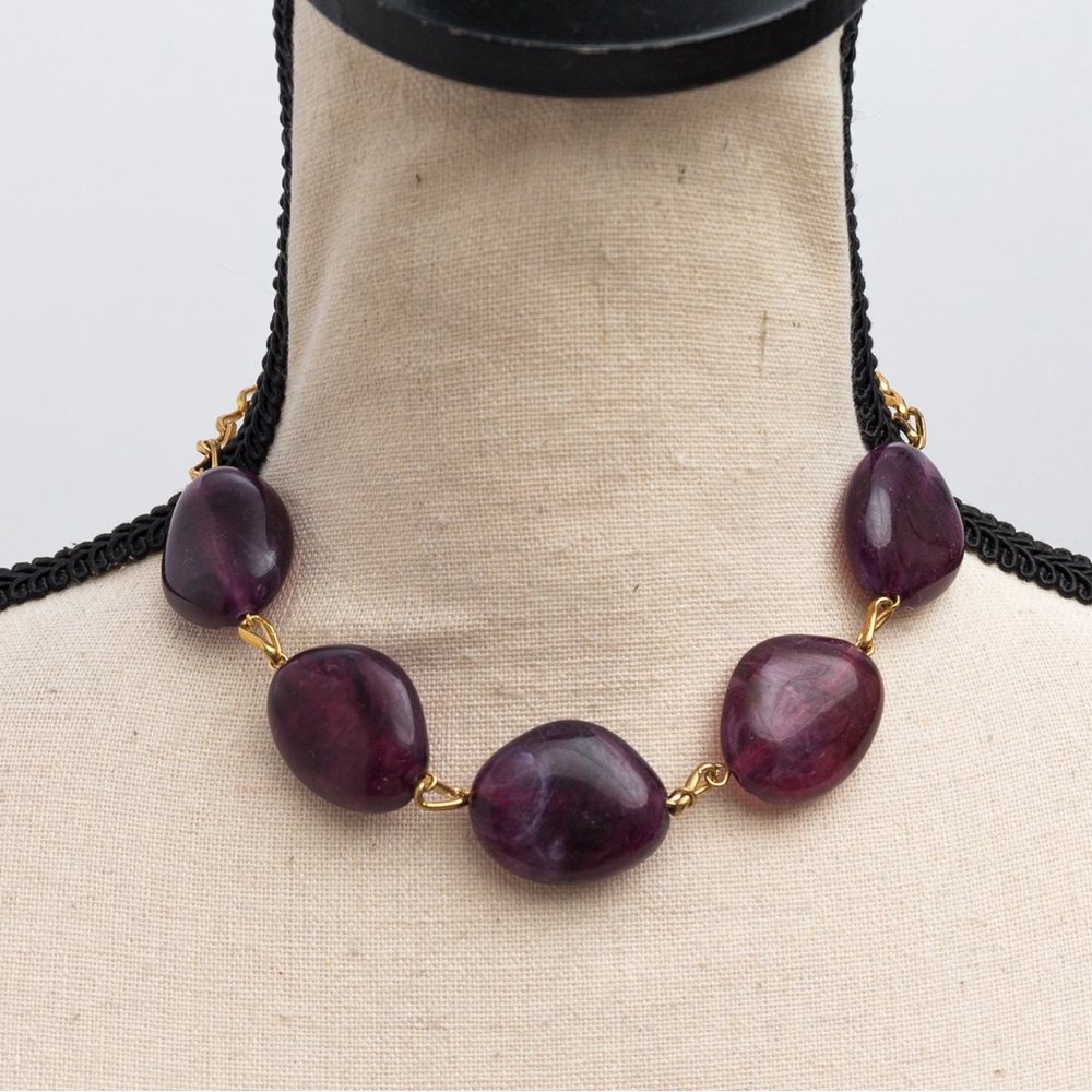 Choker length stone necklace chunky gold tone Merona